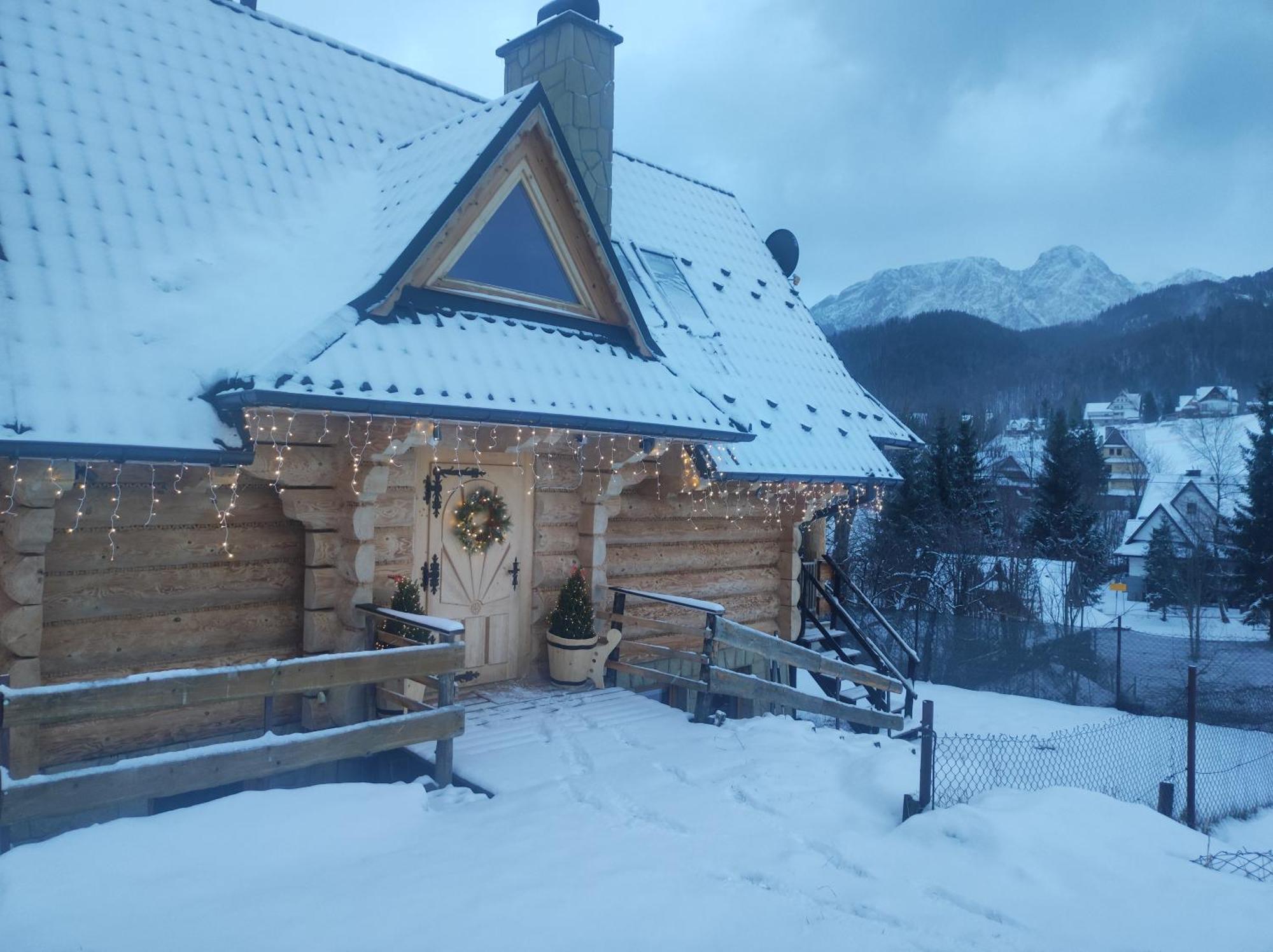 Pod Tatrami Шале Косьцелісько